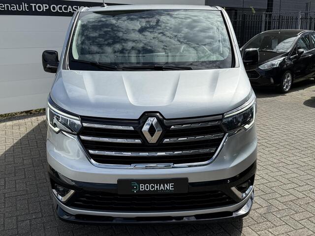 Renault TRAFIC 2.0 dCi 150 T29 L2H1 DC Business | Automaat | Trekhaak | Leder | Stoelverw. | Sidesteps | Frontlip | Dealer Onderhouden