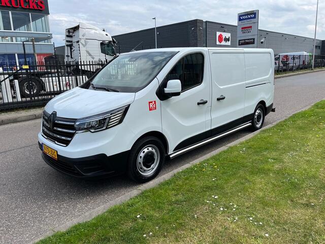 Renault TRAFIC E-Tech Red L2 H1, Nieuwstaat/New condition, Airco, Nav, Camera