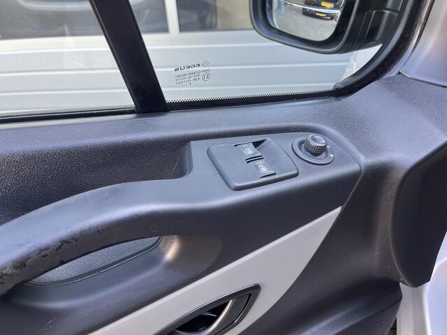 Renault TRAFIC 1.6 dCi T29 L2H1 DC Marge Btw /Bpm vrij Airco Cruise controle Navigatie Dubbele cabine 1e eigenaar Euro 6 Ex overheids auto Lange wielbasis Geen btw meer betalen