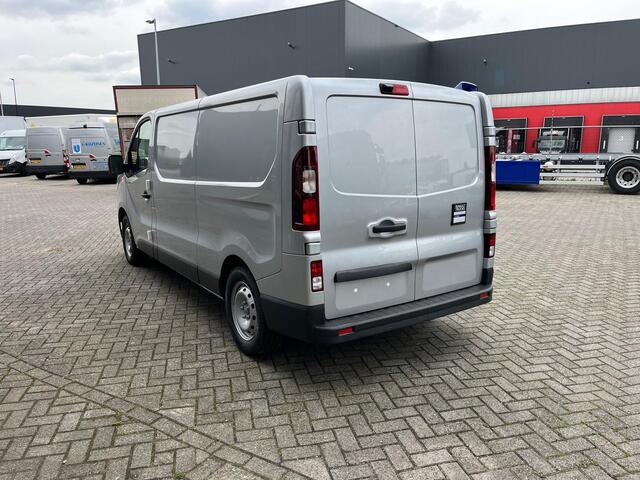 Renault TRAFIC E-Tech Red L2 H1 (NEW), Nav, Camera, Apple play