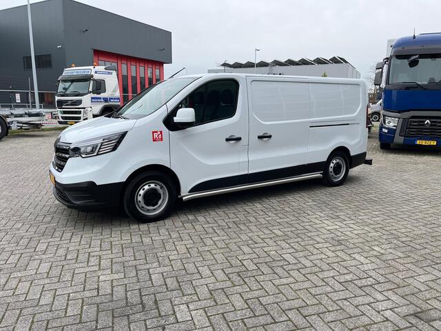 Renault TRAFIC E-Tech Red L2 H1, Nieuwstaat/New condition, Lees omschrijving/Read description