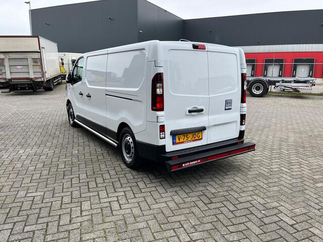 Renault TRAFIC E-Tech Red L2 H1, Nieuwstaat/New condition, Lees omschrijving/Read description