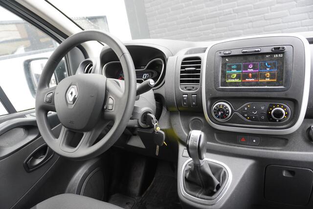 Renault TRAFIC 2.0 dCi 145PK Automaat EURO 6 - Airco - Navi - Cruise - ¤ 14.950,- Excl.