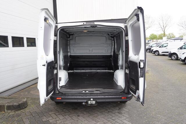 Renault TRAFIC 2.0 dCi 145PK Automaat EURO 6 - Airco - Navi - Cruise - ¤ 14.950,- Excl.