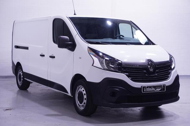 Renault TRAFIC 2.0 DCi 120 pk L2H1 Airco, Slechts 29 dkm Keyless Entry, Laadruimte Pakket, PDC achter, 3-Zits
