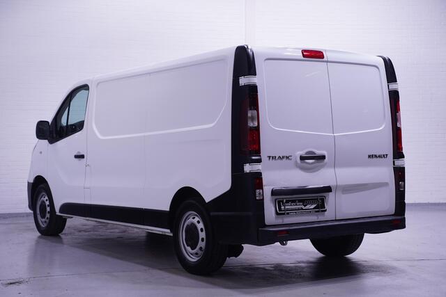 Renault TRAFIC 2.0 DCi 120 pk L2H1 Airco, Slechts 29 dkm Keyless Entry, Laadruimte Pakket, PDC achter, 3-Zits