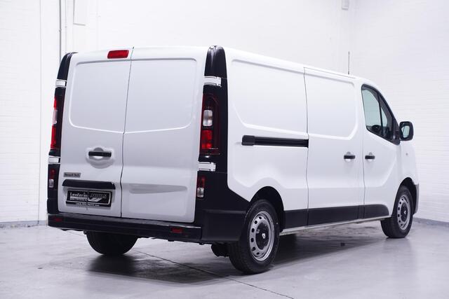 Renault TRAFIC 2.0 dCi 120 pk L2H1 Airco, LED Koplampen Laadruimte Pakket, PDC achter, 3-Zits
