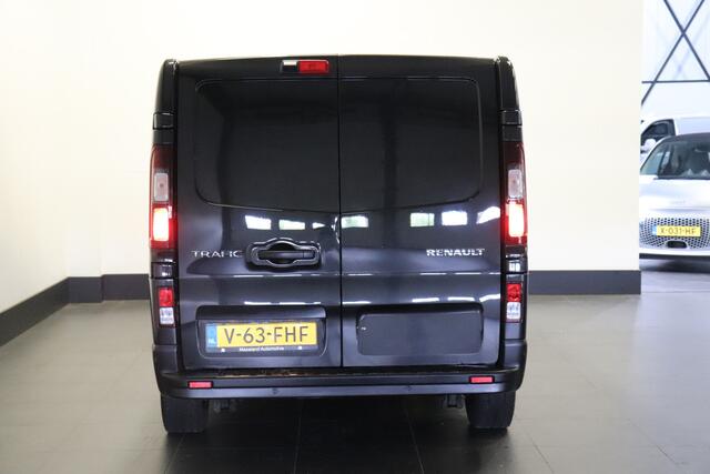 Renault TRAFIC 2.0 dCi 130PK L2 EURO 6 - Airco - Navi - Cruise - ¤ 18.900,- Excl.