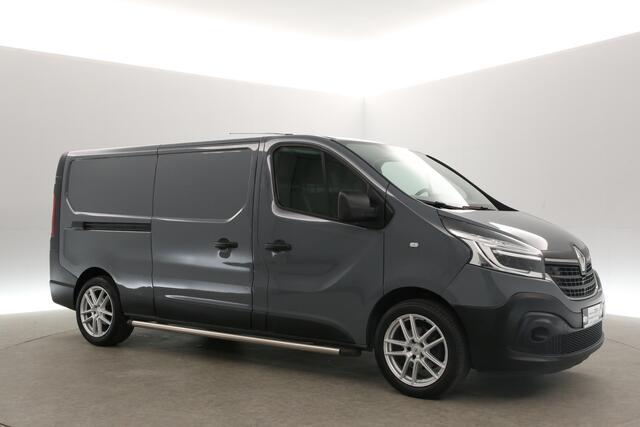 Renault TRAFIC 2.0 dCi T29 L2H1 145PK Automaat Airco Cruise Camera LED PDC 3 Persoons 18"LMV Trekhaak