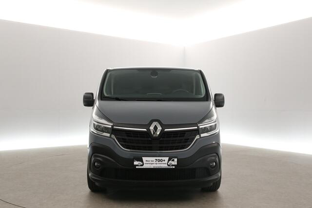 Renault TRAFIC 2.0 dCi T29 L2H1 145PK Automaat Airco Cruise Camera LED PDC 3 Persoons 18"LMV Trekhaak