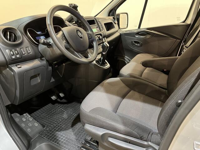 Renault TRAFIC 2.0 dCi L1H1 170 PK Automaat Servicebus / Sortimo Inrichting / Euro 6 / Airco / Cruise Control / Camera / Trekhaak / 3-Zits /