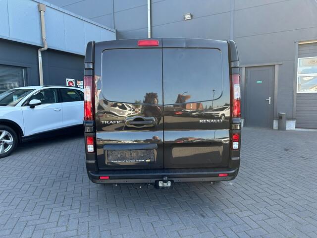 Renault TRAFIC 1.6 DCi dubbel Cabine L2H1 Trekhaak 6 persoons