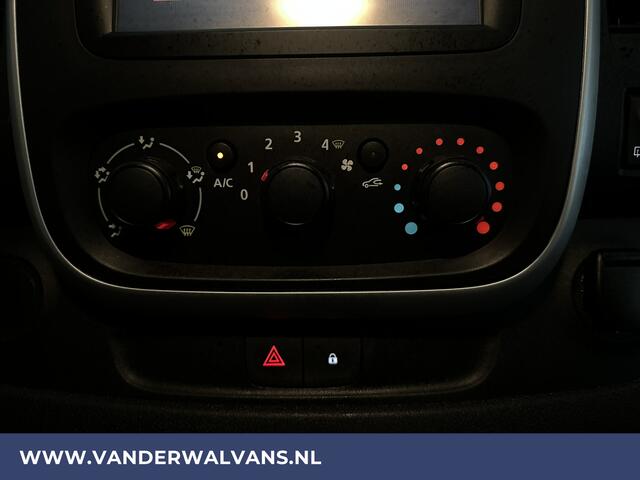 Renault TRAFIC 1.6 dCi L2H1 Euro6 Airco | Imperiaal | Trekhaak | Navigatie | Cruisecontrol Parkeersensoren, Bijrijdersbank