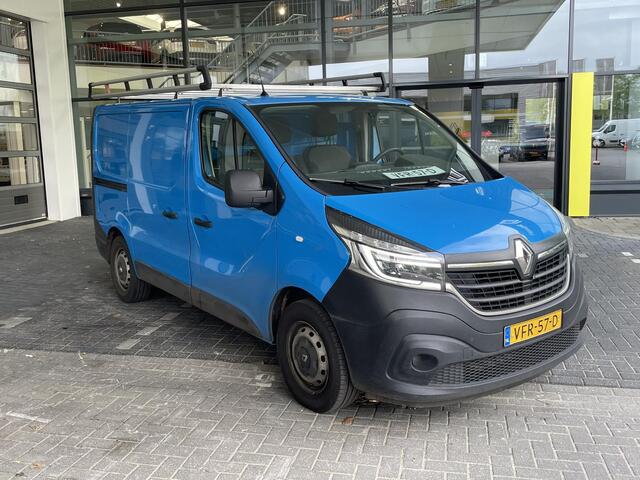 Renault TRAFIC 1.6 dCi 95 T27 L1H1 Comfort | Airco | Cruise Control | Trekhaak | Imperiaal | Bedrijfswageninrichting