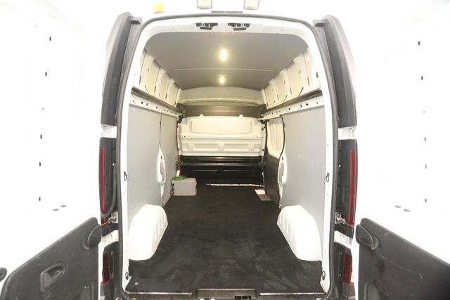 Renault TRAFIC 1.6 dCi T29 L2H2 | MARGE! | BPM VRIJ | Camper Ombouw | Airco Parkeersensoren Elektrpakket Stoelverwarming Schuifdeur