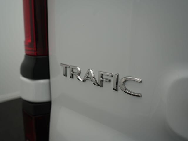 Renault TRAFIC 2.0 Blue dCi 130 T30 L2H1 Start - All Seasonbanden - Sidebars - Trekhaak