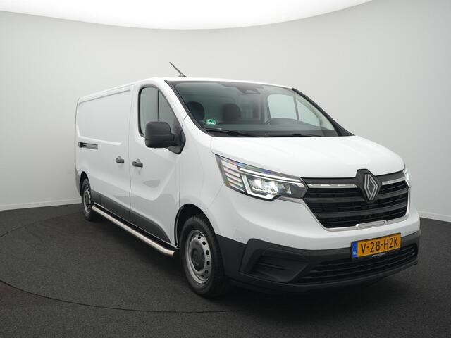 Renault TRAFIC 2.0 Blue dCi 130 T30 L2H1 Start - All seasonbanden - Achteruitrijcamera - Sidebars - Trekhaak