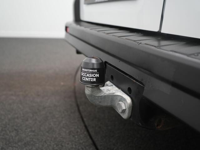Renault TRAFIC 2.0 Blue dCi 130 T30 L2H1 Start - All seasonbanden - Sidebars - Trekhaak