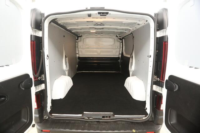 Renault TRAFIC 1.6 dCi T29 L1H1 Airco Cruise Trekhaak Navigatie Parkeersensoren Elektrpakket