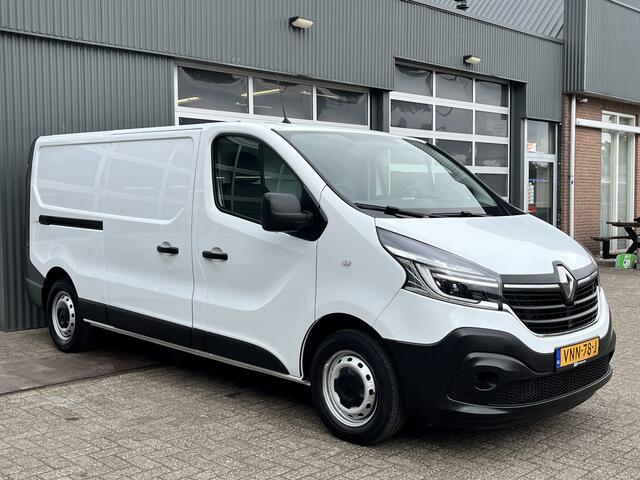 Renault TRAFIC 2.0 dCi 120 T29 L2H1 Airco Cruise control Trekhaak 2000kg trekgewicht Bluetooth telefoon voorbereiding Schuifdeur 2-Persoons 1e eigenaar Euro 6