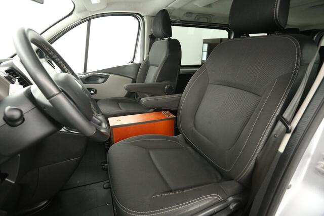 Renault TRAFIC Passenger 1.6 dCi L2H1 | MARGE! | 8 Persoons | TAXI | Airco Carplay Cruise Navigatie Parkeersensoren Elektrpakket