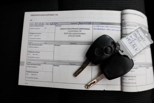 Renault TRAFIC 2.0 dCi 145pk E6 L1H1 Comfort Navi/LED/2x Schuifdeur 11-2019