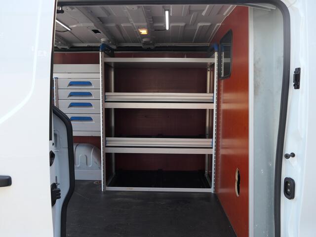 Renault TRAFIC 1.6 dCi 95 T29 L1H1 Comfort *Achterdeuren met ruiten!* - Betimmering + kasten, cruise, navi, sidebars