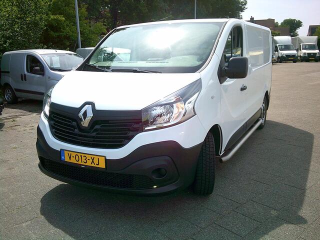 Renault TRAFIC 1.6 dCi T27 L1H1 Comfort VOORZIEN VANAIRCO+CRUISE+TREKHAAK!!!