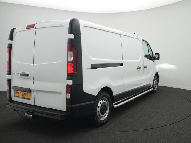 Renault TRAFIC 2.0 Blue dCi 130 T30 L2H1 Start - All Seasonbanden - Trekhaak - Sidebars