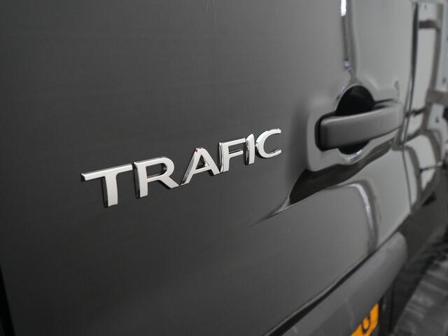 Renault TRAFIC 2.0 dCi 120 T29 L2H1 DC Work Edition - All Seasonbanden - Trekhaak