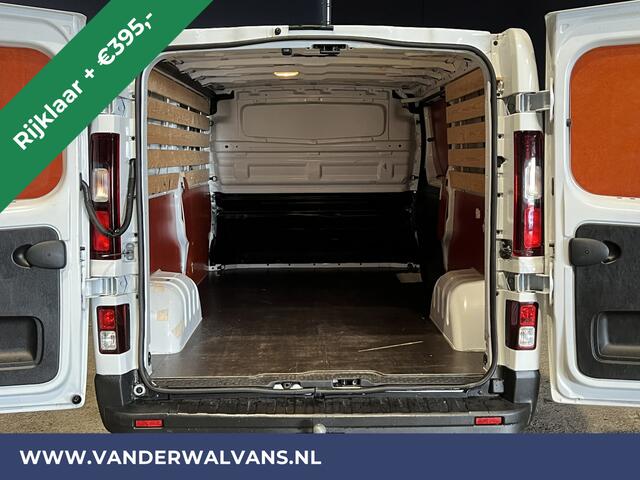 Renault TRAFIC 2.0 dCi 131pk L2H1 Euro6 RIJKLAAR Airco | LED | Cruisecontrol | 2500kg Trekhaak Bijrijdersbank