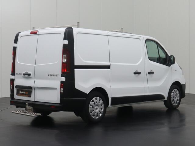 Renault TRAFIC 1.6DCI 120PK Kastinrichting | Navigatie | 3-Persoons | Trekhaak | Airco | Cruise