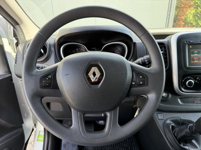 Renault TRAFIC 2.0 dCi 120 PK / L1H1 / 20.550 KM !!! / 2x SCHUIFDEUR / TREKHAAK / AIRCO / CRUISE / NAVI / LED
