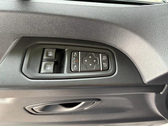 Renault TRAFIC 2.0 Blue dCi 130pk T30 L2H1 Advance - Navigatie - Carplay - Camera - Cruise - PDC - Rijklaar