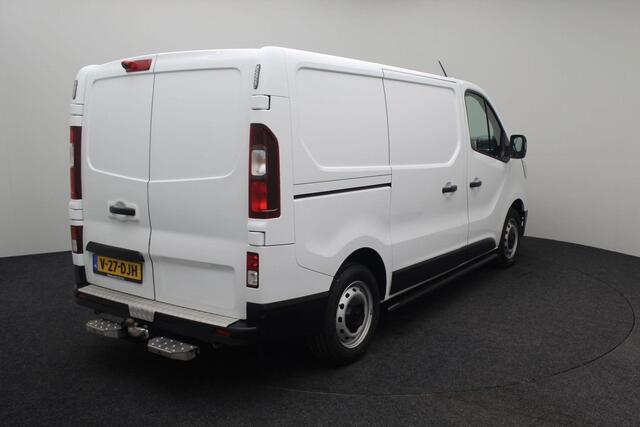 Renault TRAFIC 2.0 Blue dCi 130 T29 L1H1 Advance 2024 NAP | Airco | Carplay | Cruise conrol | Camera | LED | PDC | Sidebars | Elektrische ramen + spiegels | Centrale vergrendeling op afstand | DAB | Trekhaak
