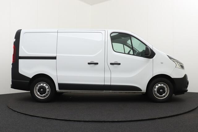 Renault TRAFIC 2.0 dCi 120 PK T29 L1H1 Comfort 3-Pers Carplay Navi Trekhaak
