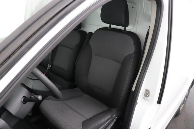Renault TRAFIC 2.0 dCi 120 PK T29 L1H1 Comfort 3-Pers Carplay Navi Trekhaak
