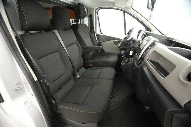 Renault TRAFIC 1.6 dCi T29 L1H1 Airco Cruise Navigatie PDC 3 Persoons Trekhaak