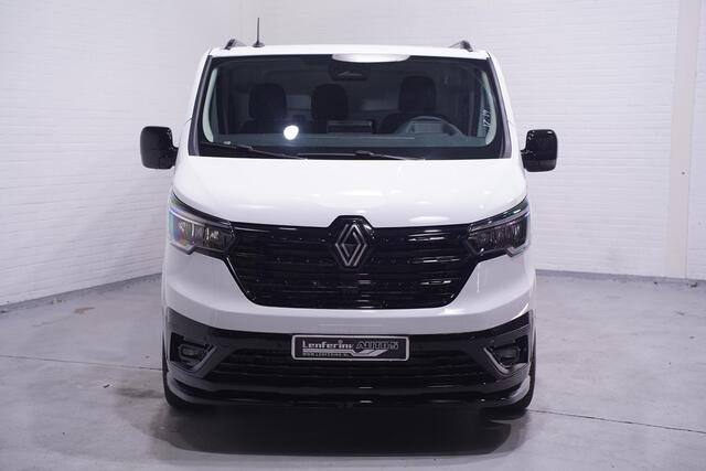 Renault TRAFIC 2.0 dCi 150 pk Black&White Edition Navi, Camera 18" LMV, Spoiler V+A, LED Koplampen, Keyless Entry, BPM Vrij, 3-Zits