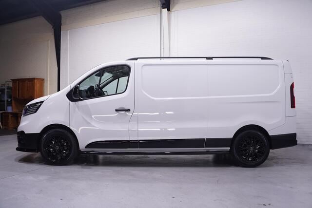 Renault TRAFIC 2.0 dCi 150 pk Black&White Edition Navi, Camera 18" LMV, Spoiler V+A, LED Koplampen, Keyless Entry, BPM Vrij, 3-Zits