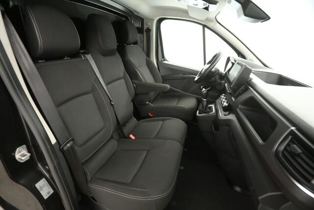 Renault TRAFIC 2.0 dCi T30 L2H1 150PK Automaat Airco Camera Cruise Navi PDC 3 Persoons Trekhaak