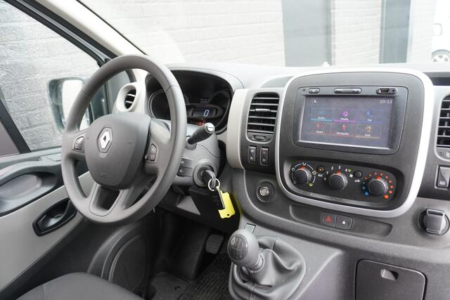 Renault TRAFIC 1.6 dCi 125PK EURO 6 - Airco - Navi - Cruise - ¤ 9.950,- Excl.