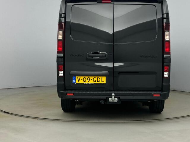 Renault TRAFIC 2.0 dCi T30 L2H1 Advance 130PK | Black-edition + Sidebars | Lichtmetalen velgen | Betimmering | Climate control | Achteruitrijcamera | Trekhaak | Zijwandbekleding |