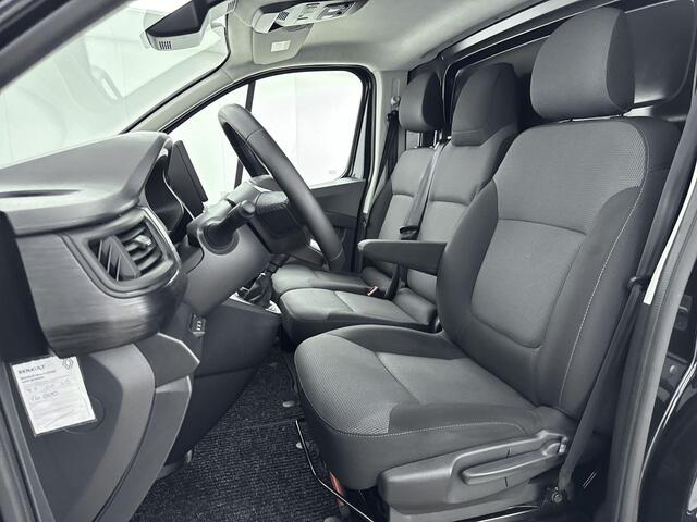 Renault TRAFIC 2.0 dCi T30 L2H1 Advance 130PK | Black-edition + Sidebars | Lichtmetalen velgen | Betimmering | Climate control | Achteruitrijcamera | Trekhaak | Zijwandbekleding |