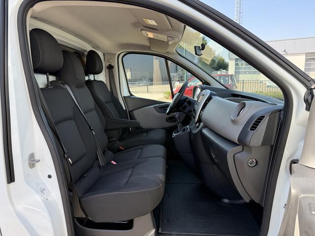 Renault TRAFIC 1.6 dCi 120pk Navigatie Airco Cruisecontr. 3-Pers. Org. Nederlands