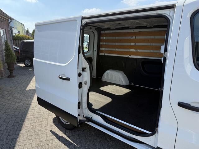 Renault TRAFIC 1.6 dCi 120pk Navigatie Airco Cruisecontr. 3-Pers. Org. Nederlands