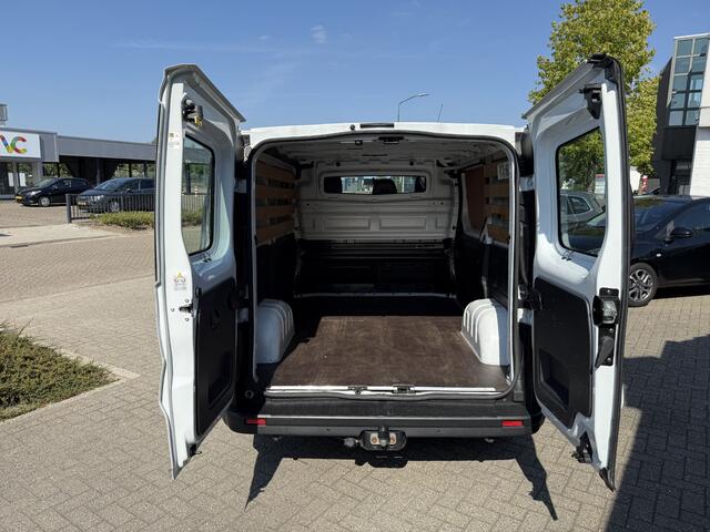 Renault TRAFIC 1.6 dCi 120pk Navigatie Airco Cruisecontr. 3-Pers. Org. Nederlands