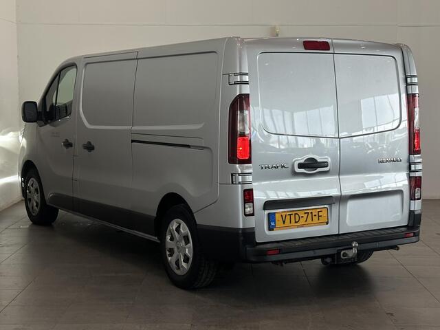 Renault TRAFIC 2.0 dCi 130 T30 L2H1 Work Edition | 2x schuifdeur | Trekhaak | Navigatie | Bedrijfswageninrichting | Apple Carplay/Android Auto