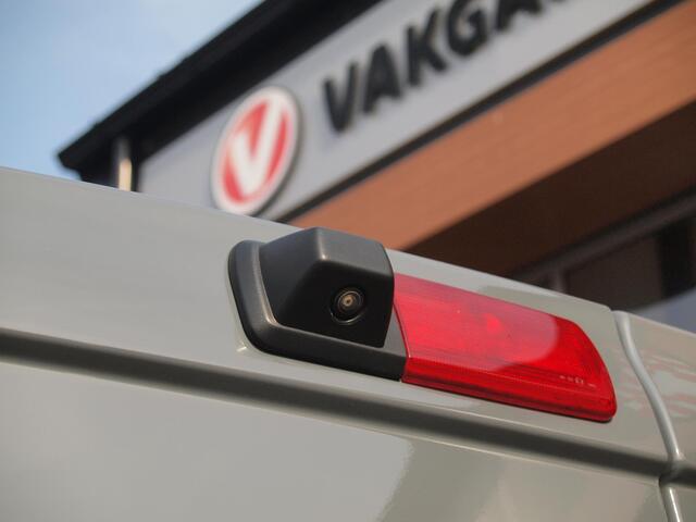 Renault TRAFIC 2.0 dCi 145 T30 L2H1 Comfort | Dubbele Cabine | Camera | Cruise Control | Leer | Trekhaak |