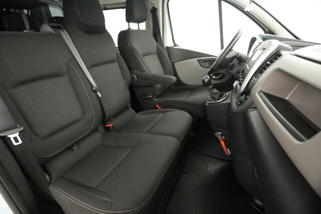 Renault TRAFIC 1.6 dCi 120 L2H1 Visia | MARGE! | Dubbele Cabine | 6 Persoons | Airco Camera Cruise Navigatie Trekhaak 3 Persoons PDC